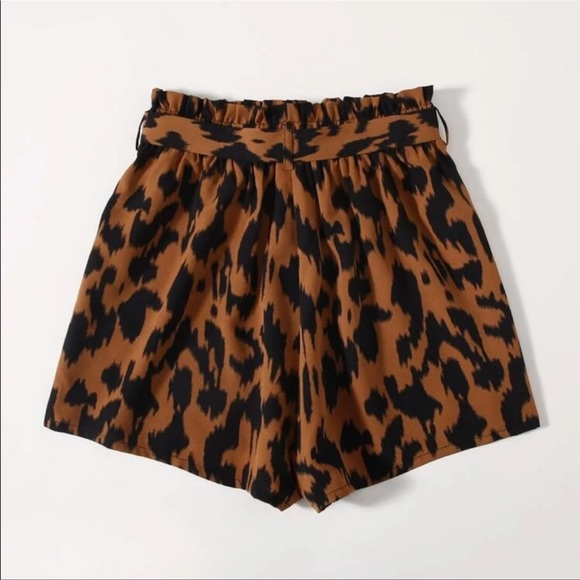 Pants - Leopard Shorts With Tie Waist